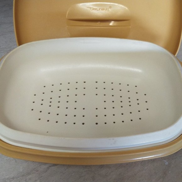 Vintage Harvest Gold Steamer Serving Bowl - Picture 6 of 8